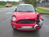 Recycling Car - Voiture accidentée en vente. Cliquez pour zoomer