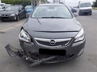 Recycling Car - Voiture accidentée en vente. Cliquez pour zoomer