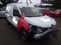 Recycling Car - Voiture accidentée en vente. Cliquez pour zoomer